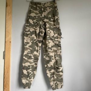 Army cargo pants